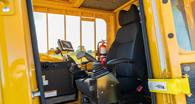 T415 enclosed cab-resized